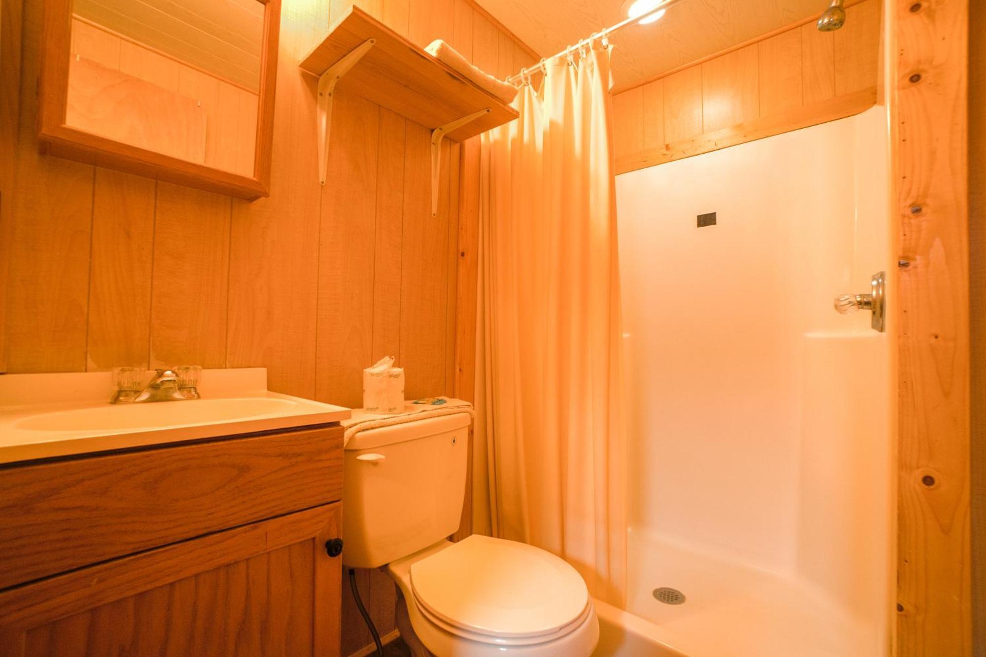 Grand Eagle Ford Lodge & Rv Park Tilden ภายนอก รูปภาพ
